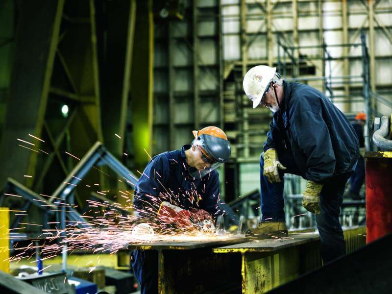 A Checklist To Keep In Mind Before You Hire a Metal Fabricator