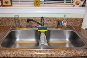 Many people think that a kitchen sink is simply a functional piece of equipment that they can't do without.