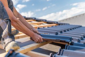Benefits Of Hiring A Roofing Contractor