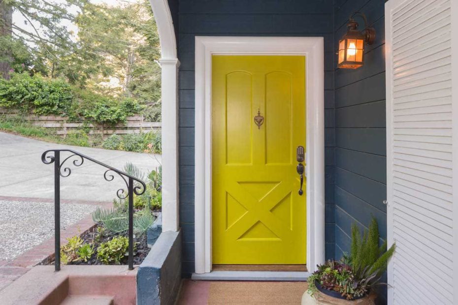 Factors to Consider When Choosing an Entry Door