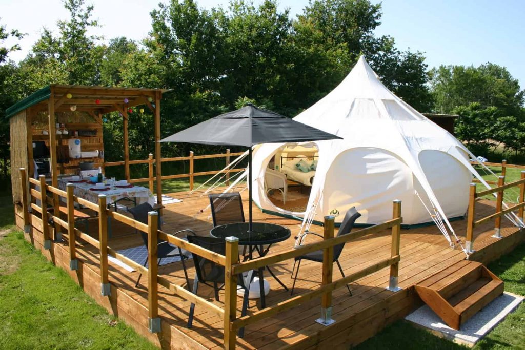 Features Of A Good Quality Glamping Tent