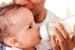 Rules for Choosing Organic Baby Formulas
