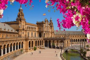 Basic Requirements To Teach English Online in Spain