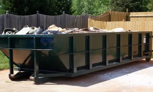 5 Key Reasons To Use A Roll Off Dumpster Rental Service