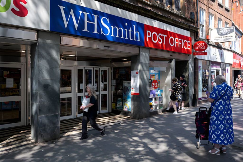 WH Smith Bournemouth Closing Sale
